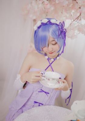 优秀女巫贾斗心电视剧免费观看